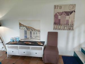 Breton Granite stone house near the sea, Ploudalmézeau-Portsall
