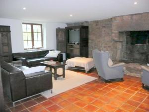 Breton stone house with panoramic sea views, Plouzané
