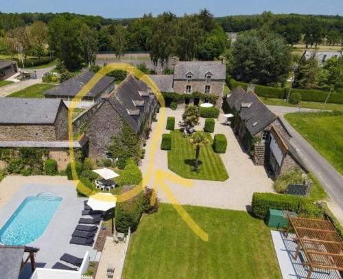 BRI22 - Dinan -Le Petit Manoir