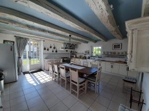 BRI22 - Dinan -Le Petit Manoir