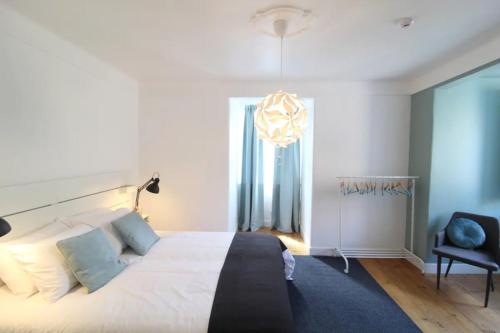 Bright 1 Bedroom With Lovely Balcony in Lisbon