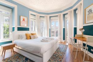 Bright City Center, 10m from subway, 6 rooms, up to 20 PPL