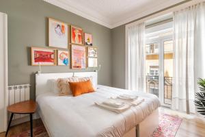 Bright City Center, 10m from subway, 6 rooms, up to 20 PPL