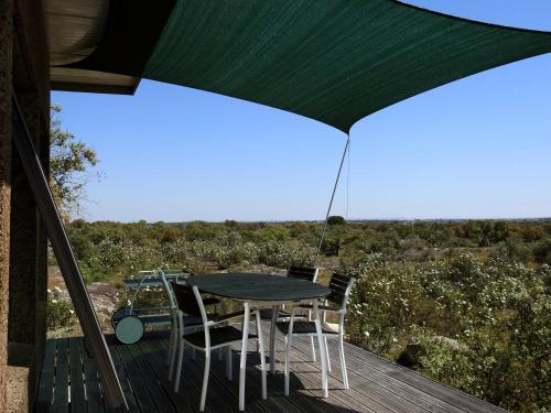 Bubulcus and Bolotas - Off Grid Nature Holiday Home