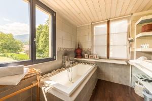 Bucolique maison rénovée au milieu des champs 3ch 3 sdb by LocationlacAnnecy, LLA Selections