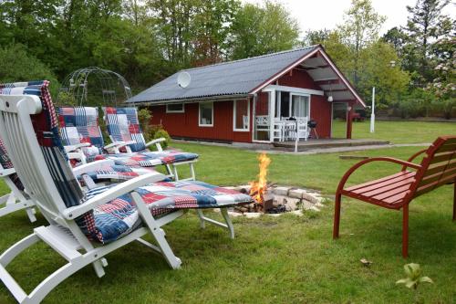 Bullerby _ Meer _ Ferienhaus Lotta
