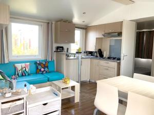Bungalow de 2 chambres a Saint Hilaire de Riez a 300 m de la plage avec piscine partagee et terrasse amenagee