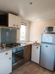 Bungalow de 2 chambres avec piscine partagee et jardin amenage a Onzain