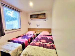 Bungalow de 2 chambres avec piscine partagee terrasse amenagee et wifi a Saint Jean de Monts a 1 km de la plage