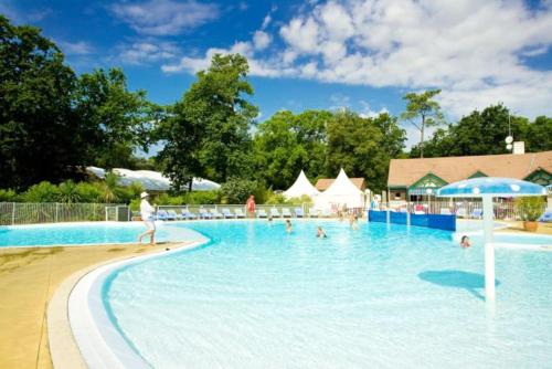 Bungalow de 3 chambres a Saint Brevin les Pins a 300 m de la plage avec piscine partagee terrasse amenagee et wifi