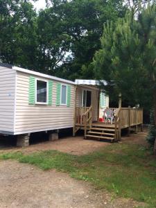 Maison de vacances Bungalow de 3 chambres a Saint Brevin les Pins a 300 m de la plage avec piscine partagee terrasse amenagee et wifi Avenue des Pierres Couchées Loire-Atlantique, Pays de la Loire 44250 Saint-Brévin-les-Pins Pays de la Loire