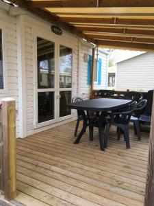 Bungalow de 3 chambres avec piscine partagee et jardin amenage a Onzain B