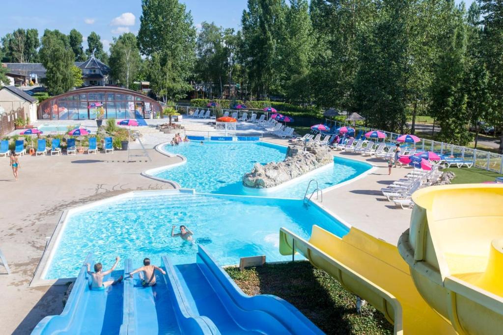 Bungalow de 3 chambres avec piscine partagee et jardin amenage a Onzain Dugny Centre-Val de Loire, Loir-et-Cher, 41150 Onzain