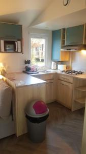 Bungalow de 3 chambres avec piscine partagee et jardin amenage a Onzain