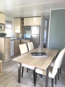 Bungalow de 3 chambres avec piscine partagee et jardin amenage a Onzain