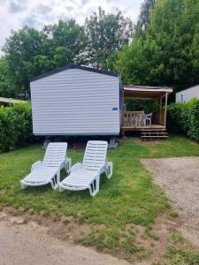 Maison de vacances Bungalow de 3 chambres avec piscine partagee et jardin amenage a Onzain Domaine de Dugny Centre-Val de Loire, Loir-et-Cher, Veuzain-sur-Loire 41150 Onzain Région Centre