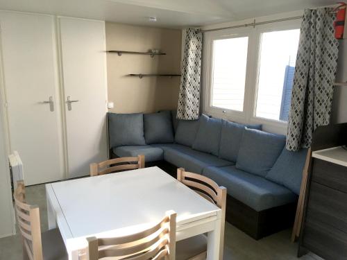 Bungalow de 3 chambres avec piscine partagee jardin amenage et wifi a Les Mathes a 5 km de la plage
