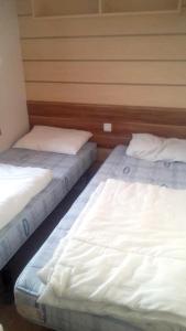 Bungalow de 3 chambres avec piscine partagee jardin amenage et wifi a Onzain