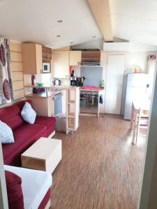 Bungalow de 3 chambres avec piscine partagee jardin amenage et wifi a Vias