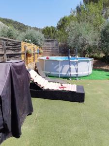 Bungalow de 3 chambres avec piscine privee a Gemenos