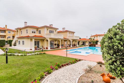 Burgo Dom Afonso V Golf & Beach Resort
