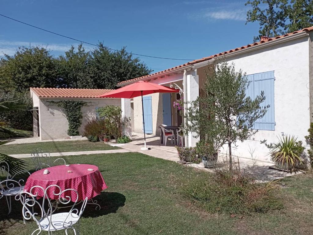 Cabana & L'Hirondelle - Maison de Village 01750 Mâcon
