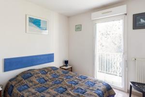 Calm and sunny AC house with terrace and garden in Antibes - Welkeys