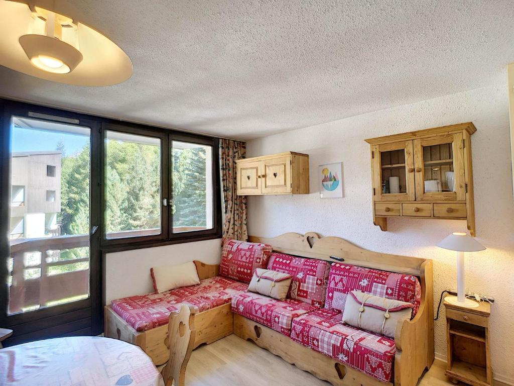 Campagne et Jacuzzi ... c'est cosy le Bumble Bee ! 38460 Panossas