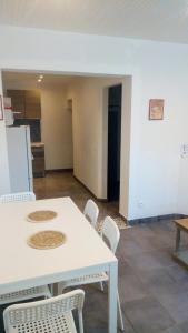 Canet : agréable maison au calme pour 8 personnes.