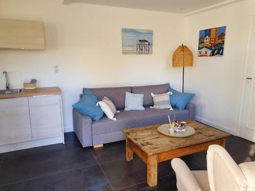 CANNES - PETIT JUAS, CHARMANTE VILLA AU CALME, TOUT CONFORT
