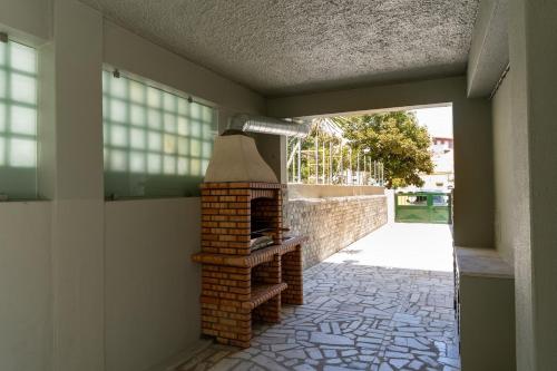Caparica Beach House Holiday Home