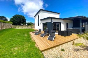 Maison de vacances CARANTEC MAISON NEUVEJACUZZI JARDIN 8 personnes AVENUE DES FRANCAIS LIBRES 29660 Carantec Bretagne