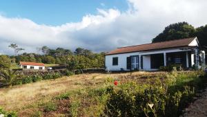 Maison de vacances Casa Amaral Estrada Regional, 79-A, Poço da Tumba 9940-232 Santo António Açores