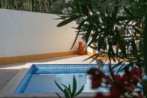 Casa Amarela - Countryside Villa by LovelyStay