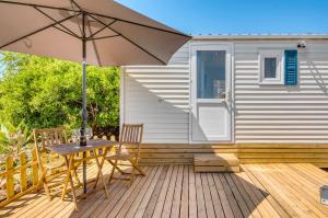 Casa Amarelo-Tiny House with fantastic view-pool and close to the beaches