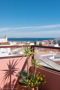 Casa Amendoeira - Fabulous Restored Townhouse in Lagos Old Town With Panoramic Roof Terrace