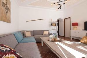 Casa Arroio by Portucasa