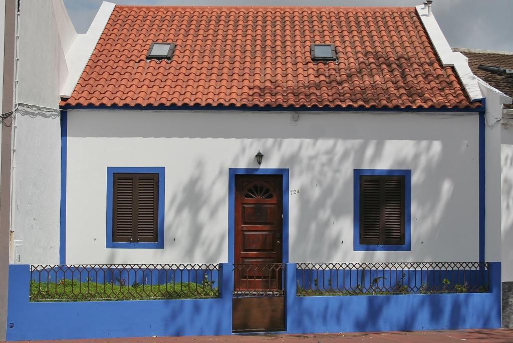 Casa Azul Natura Avenida Príncipe do Mónaco 72A, 9500-237 Ponta Delgada