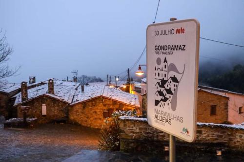 Casa Catraia Gondramaz no Pulmão da Serra da Lousã