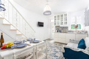 CASA DA AVO by Ammonite&Co