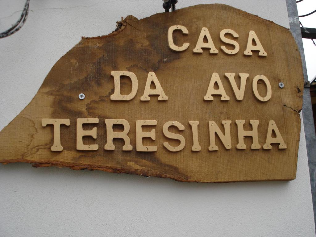 Casa da Avó Teresinha Avenida da Igreja, Sabugueiro-Serra da Estrela nº 11, 6270-151 Sabugueiro