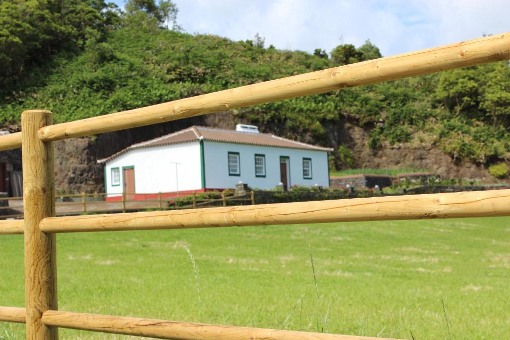 Maison de vacances Casa da Avó - Turismo Rural Cruz, S/N 9580-227 Santo Espírito