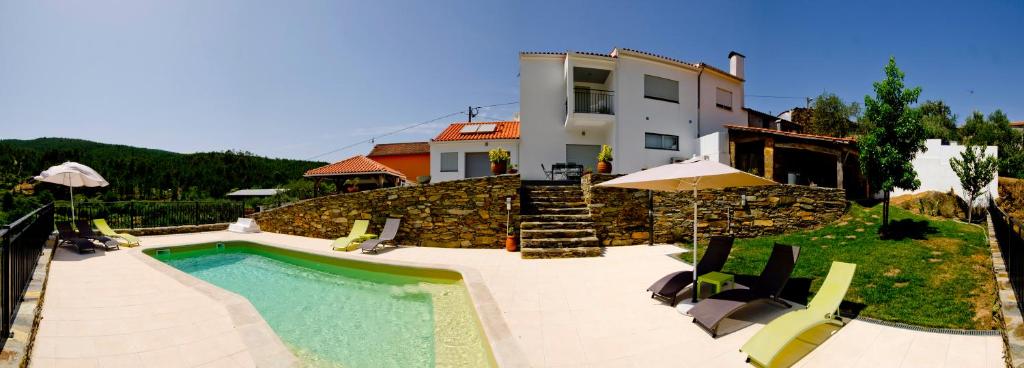Casa da Ladeira, Turismo Rural Turismo Rural - Casa da Ladeira, 6160 -101 Estreito