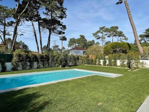 Casa da Santinha Relax Pool & Garden House near Beach