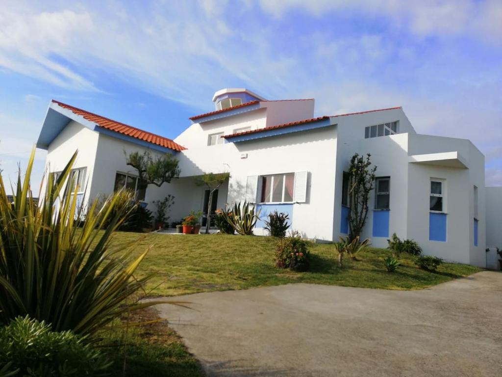 Casa da Torre Canada do Pilar, 158 Cinco Ribeiras, 9700-321 Angra do Heroísmo