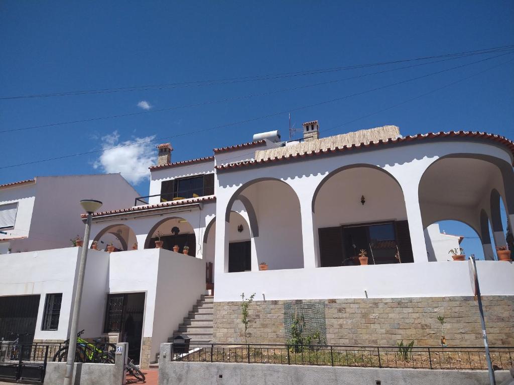 Casa da Vida Rua Leonel de Sousa 5A, 8800-438 Tavira