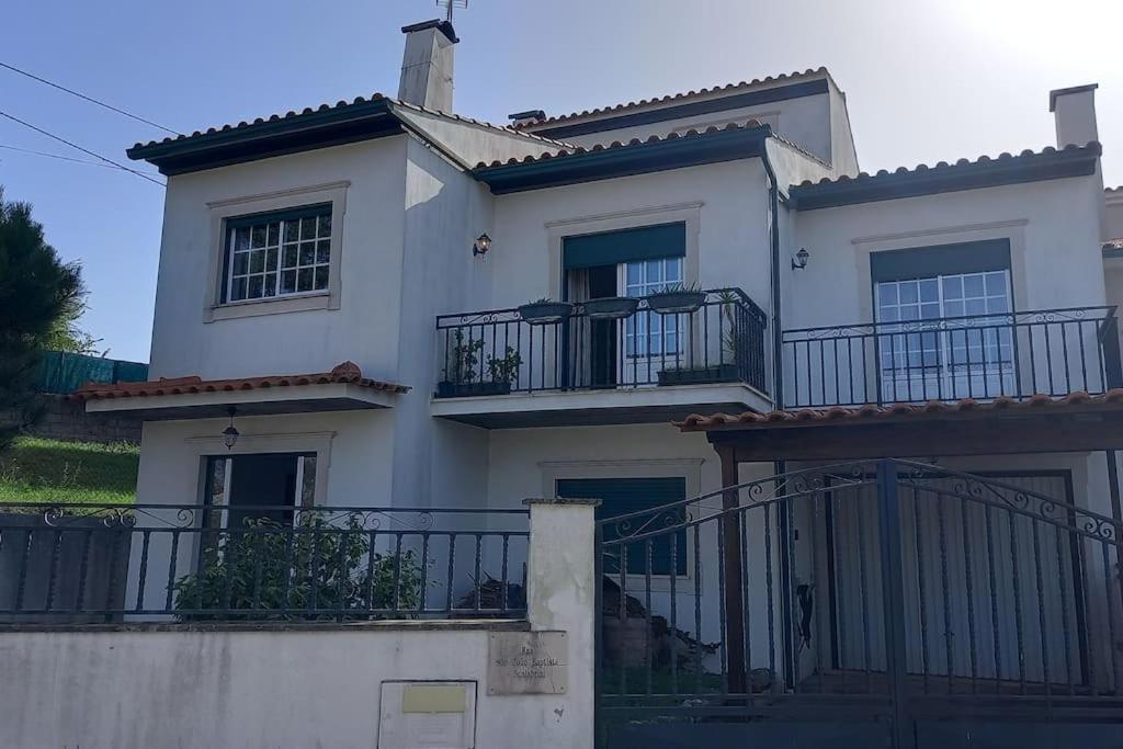 Casa das Ameixas Rua de São João Baptista Scalabrini 38, 2495-651 Fátima