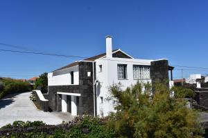 Maison de vacances Casa das Ondas Unnamed Road 9940-123 São Roque do Pico Açores