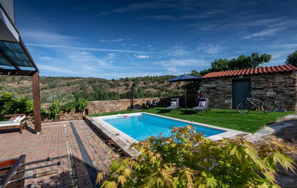 Casa de Guribanes Rua De Cima s/n, Guribanes, 5370-172 Guribanes