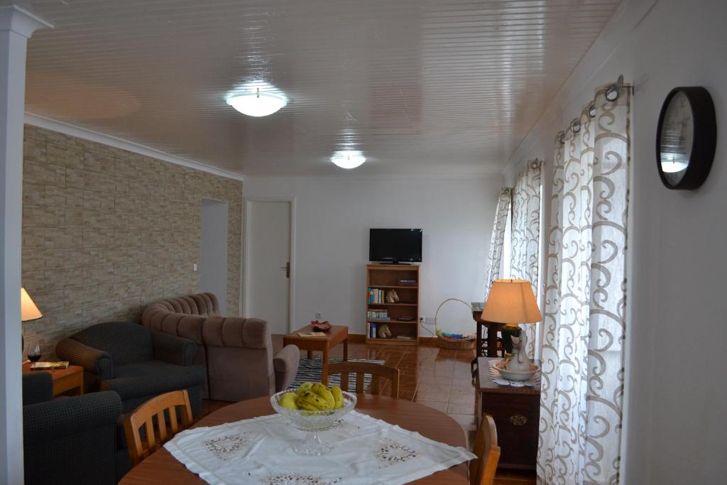 Casa de Santa Catarina Caminho do Meio, 42 - Cabo da Praia, Praia da Vitória, 9760-114 Cabo da Praia